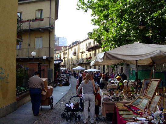 Borgo Dora e il Balôn a Torino